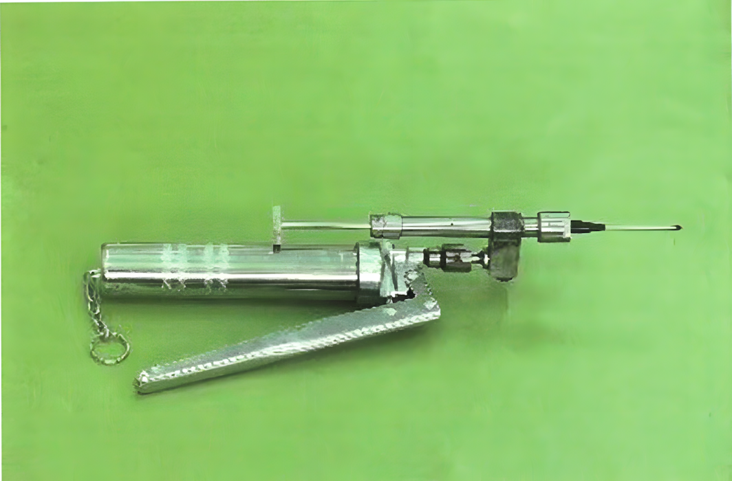 専用注入ノズルの画像 専用注入ノズルの画像