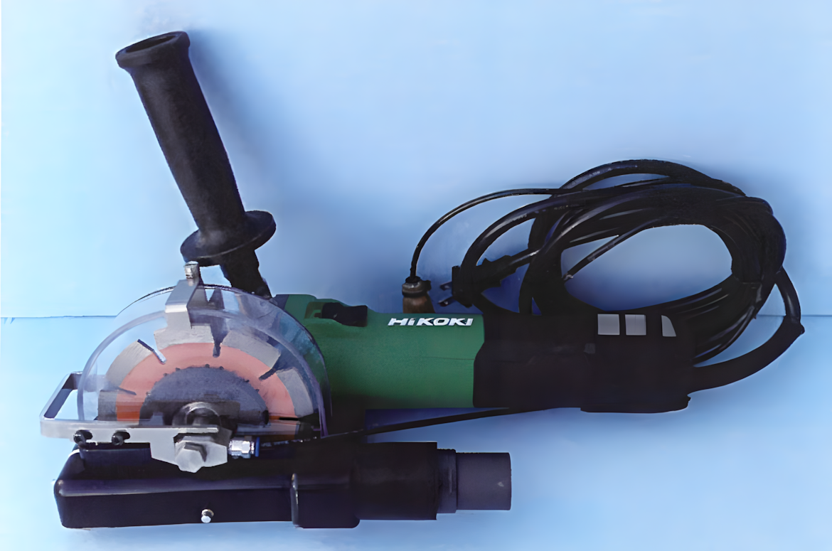 湿式無粉塵カッターシステムの機材の画像 湿式無粉塵カッターシステムの機材の画像