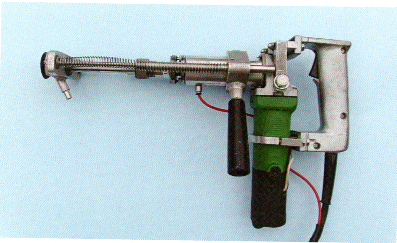 湿式低騒音ドリルT-10